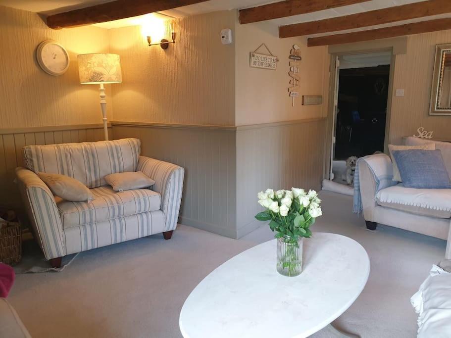 בריקסהאם Rosedale A Charming Detached 4 Bedroom Cottage. מראה חיצוני תמונה